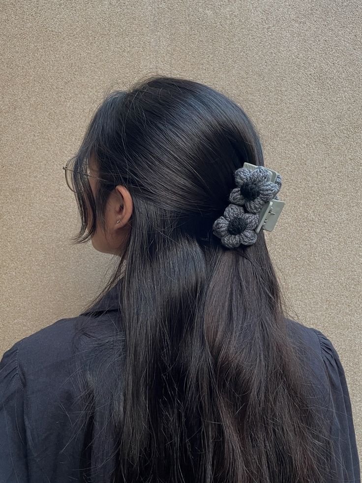 Bloom Garden Hair Clip - Image 4